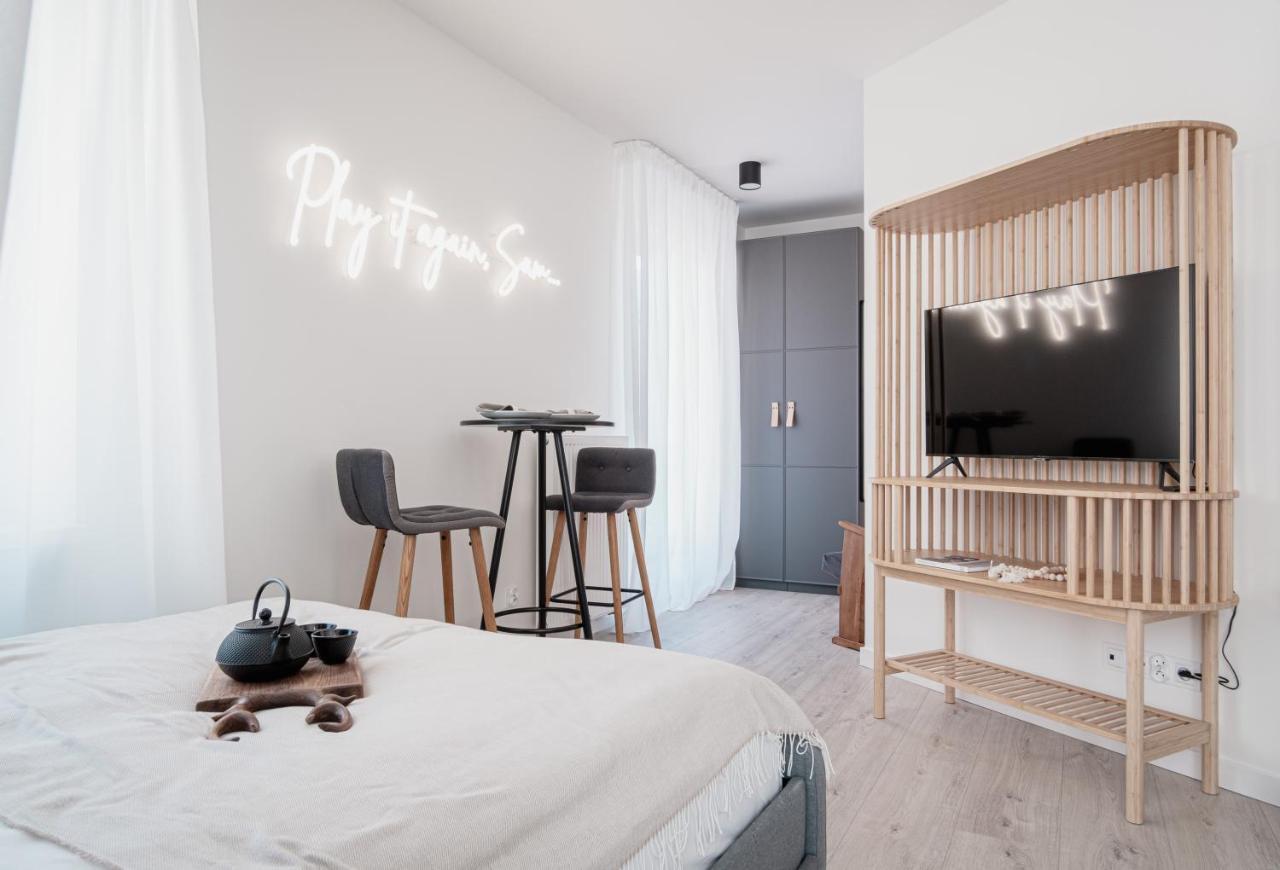 Homewell Apartments Game And Movie Πόζναν Εξωτερικό φωτογραφία